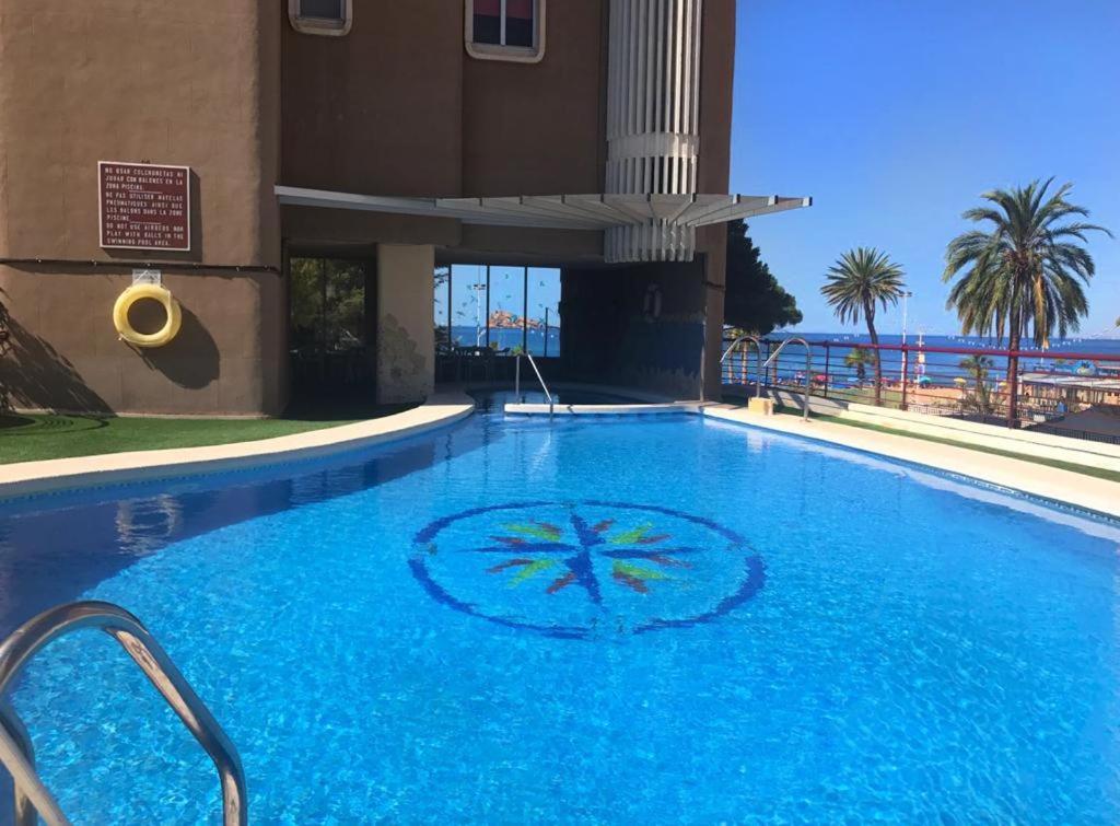 Apartamentos Coastal Haven ベニドルム エクステリア 写真