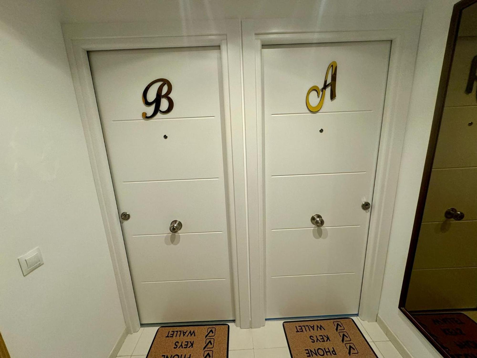 Apartamentos Coastal Haven ベニドルム エクステリア 写真