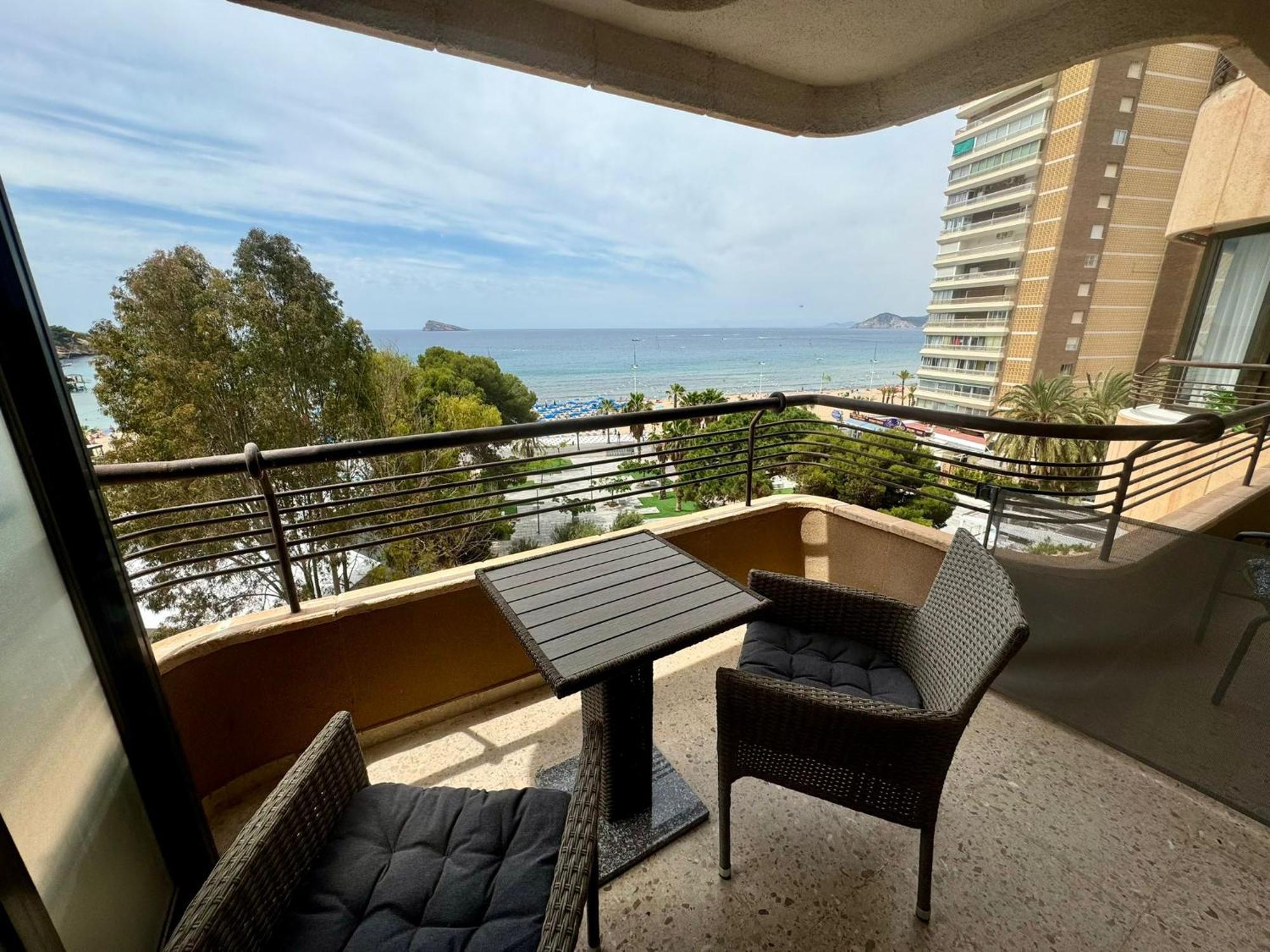 Apartamentos Coastal Haven ベニドルム エクステリア 写真